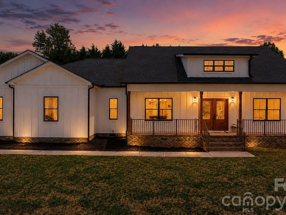 1st image of 1265 Misty Ln