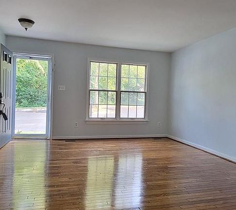 3rd image of 12638 Monarch Ct