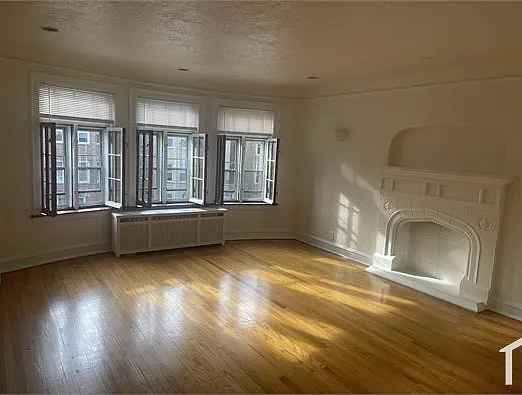 9045 S Laflin St #2 — Photo 3