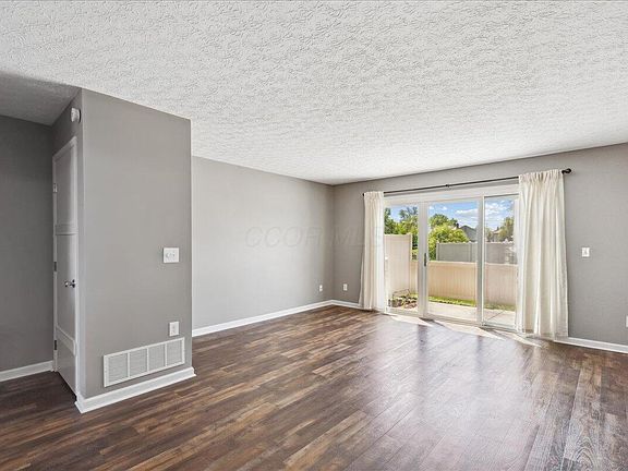 5th image of 2713 Summer Dr