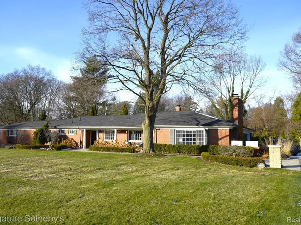 969 N Reading Rd, Bloomfield Hills, MI 48304