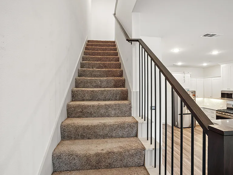 6441 Iron Horse Blvd — Photo 11