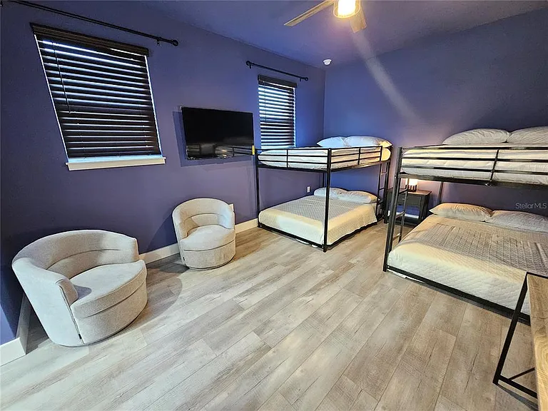 2075 Jewell Ave — Photo 44
