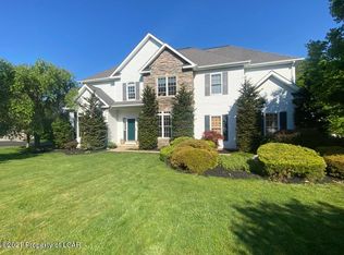 52 Fieldstone Way, Mountain Top, PA 18707