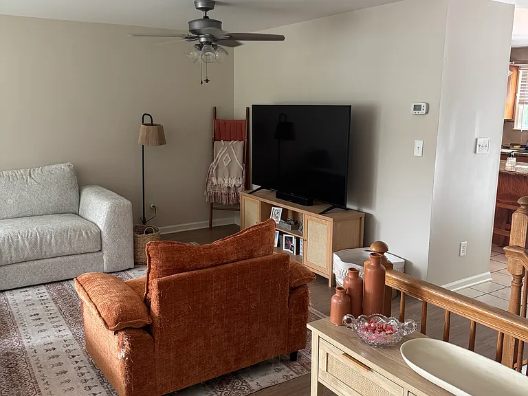 801 Albion Pl — Photo 14
