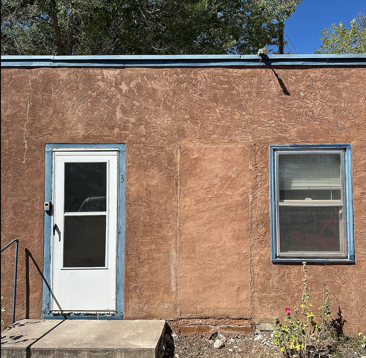 234 Santa Fe Ave — Photo 1