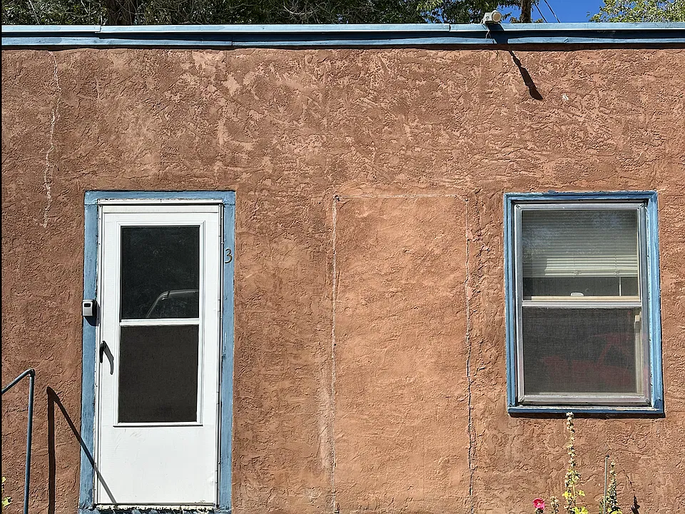234 Santa Fe Ave #3