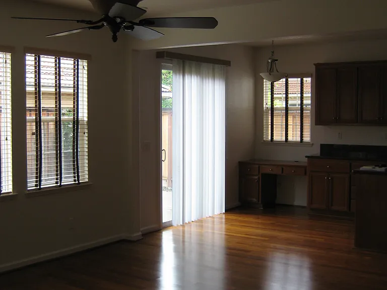 716 S Vecindad St #1 — Photo 5