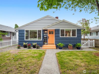 8644 17th Avenue SW, Seattle, WA, 98106