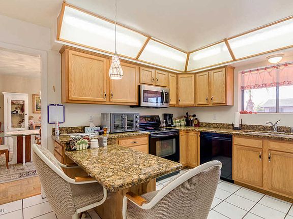 4th image of 11540 E Vine Ave