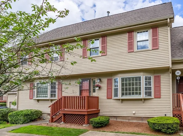 37 Quail Run Unit 37, Tewksbury, MA 01876