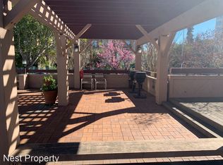 648 Port Dr, San Mateo, CA 94404