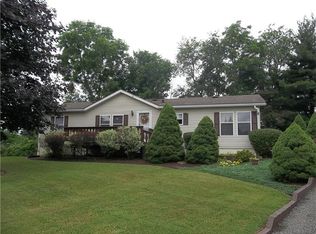 1027 Basilone Dr, New Castle, PA 16101