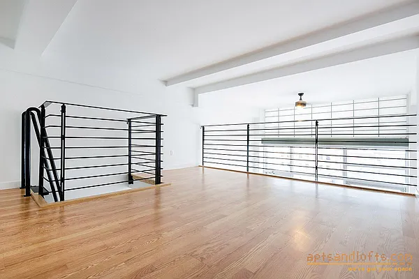 Rented by aptsandlofts.com | media 20