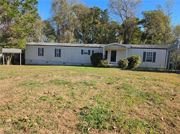 264 Smith Ridgecrest Rd, North Wilkesboro, NC 28659