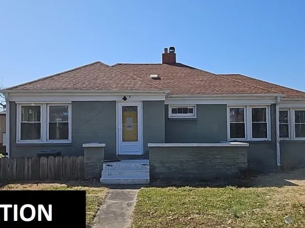 200 W Delaware St, Fairfield, IL 62837