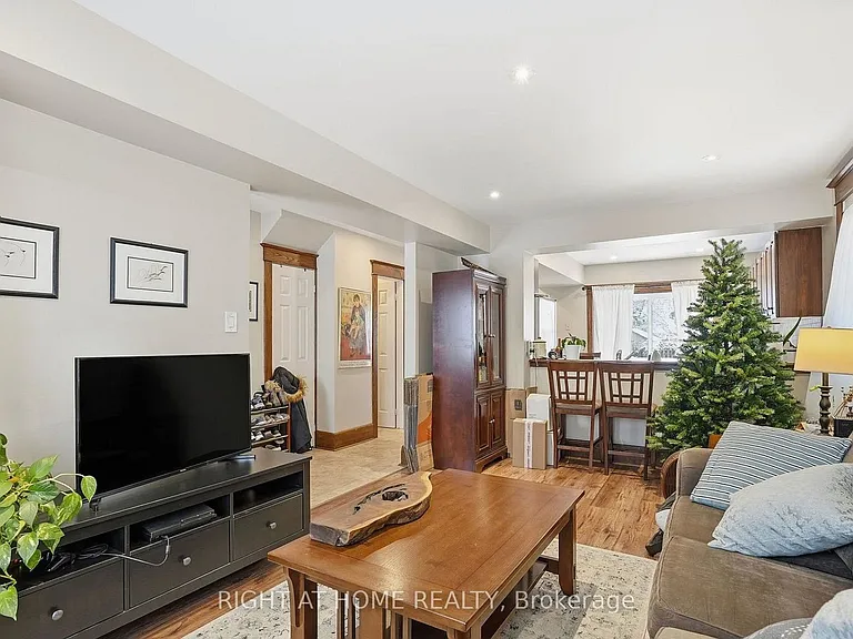 17 Mill St #UPPER — Photo 8