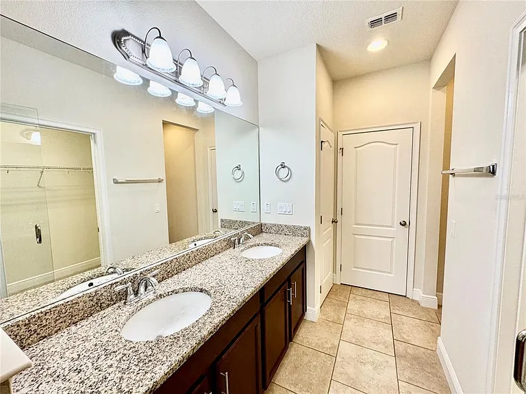 7208 Milestone Dr — Photo 72