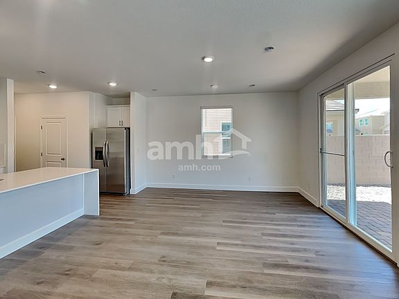 5th image of 6447 Rush Ave