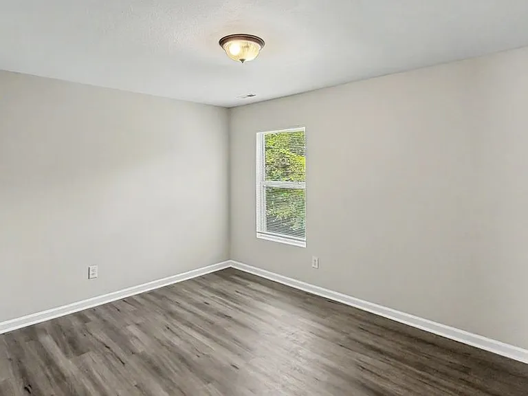 2717 Forest Grove Ct — Photo 19