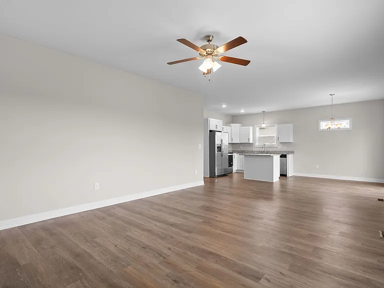 668 Crestone Ct — Photo 7