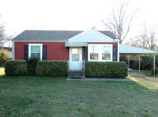 1206 Summer St, Manchester, TN 37355