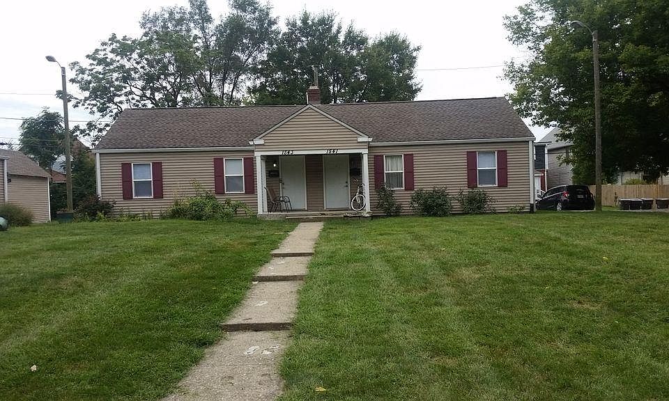 1st image of 1543 Sturm Ave