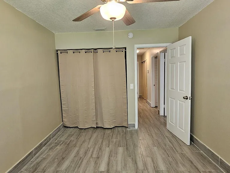 4859 Orleans Ct #C — Photo 20