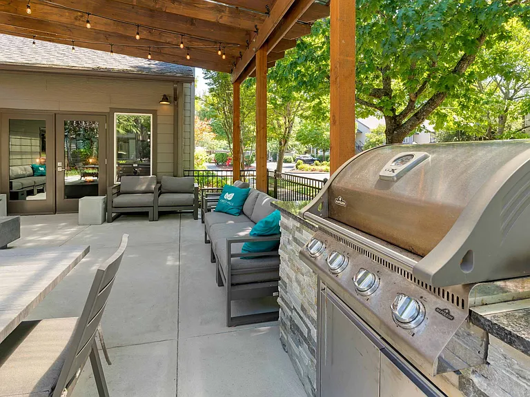 Outdoor BBQ Grill