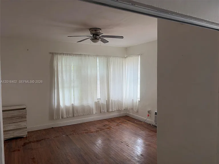 900 Jefferson Ave #2 — Photo 6
