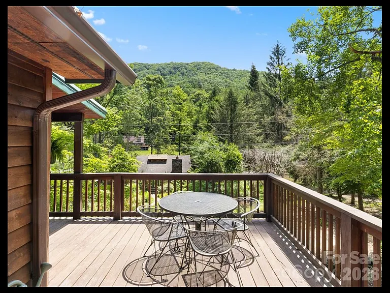 170 Mountain Farm Rd — Photo 4