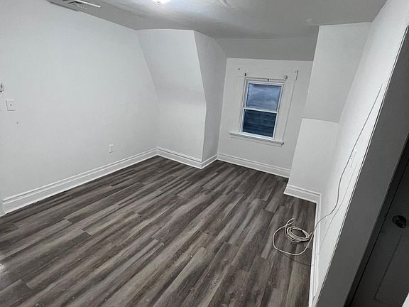 3rd image of 58 S 13th St #3