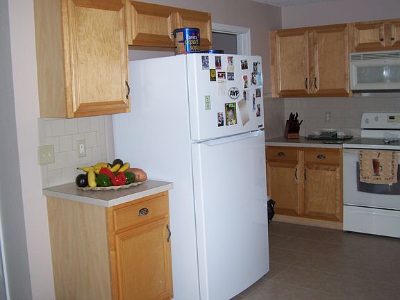 3rd image of 101 Bristol Forest Trl