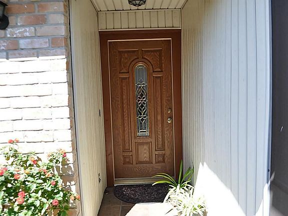 Pretty front door entrance.