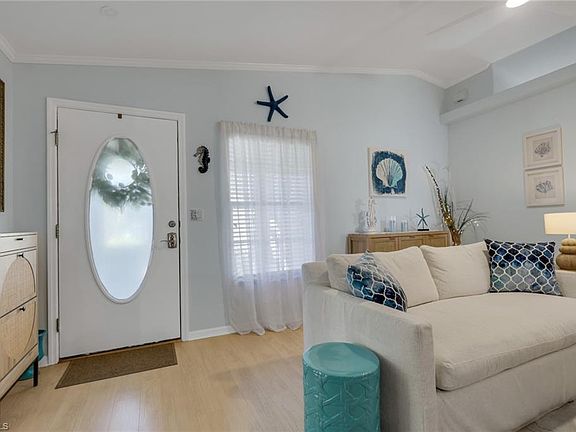 2nd image of 7581 Cameron CIR
