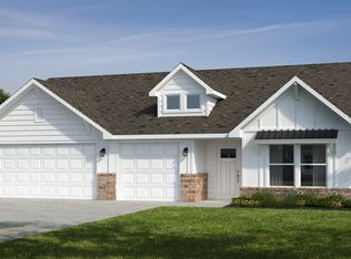 1750 3-Car Plan, Old Wire Crossing, Brookline, MO 65619