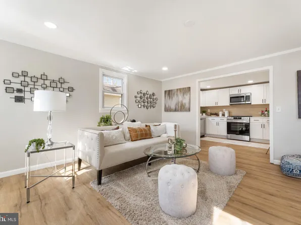 18 Teaberry St, Browns Mills, NJ 08015