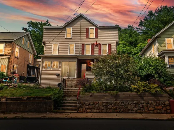 547 Mauch Chunk Rd, Palmerton, PA 18071