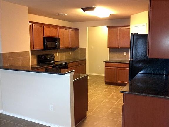 5th image of 1213 Koto Wood Dr