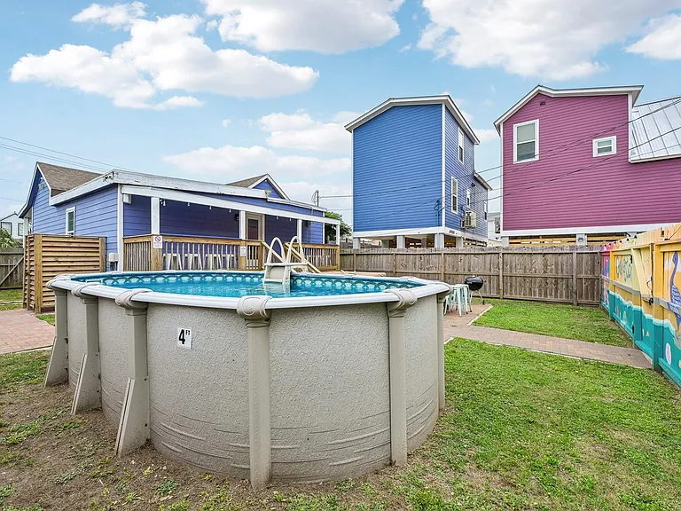 1022 Avenue L — Photo 29