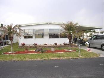 1st image of 737 Fairmount Dr