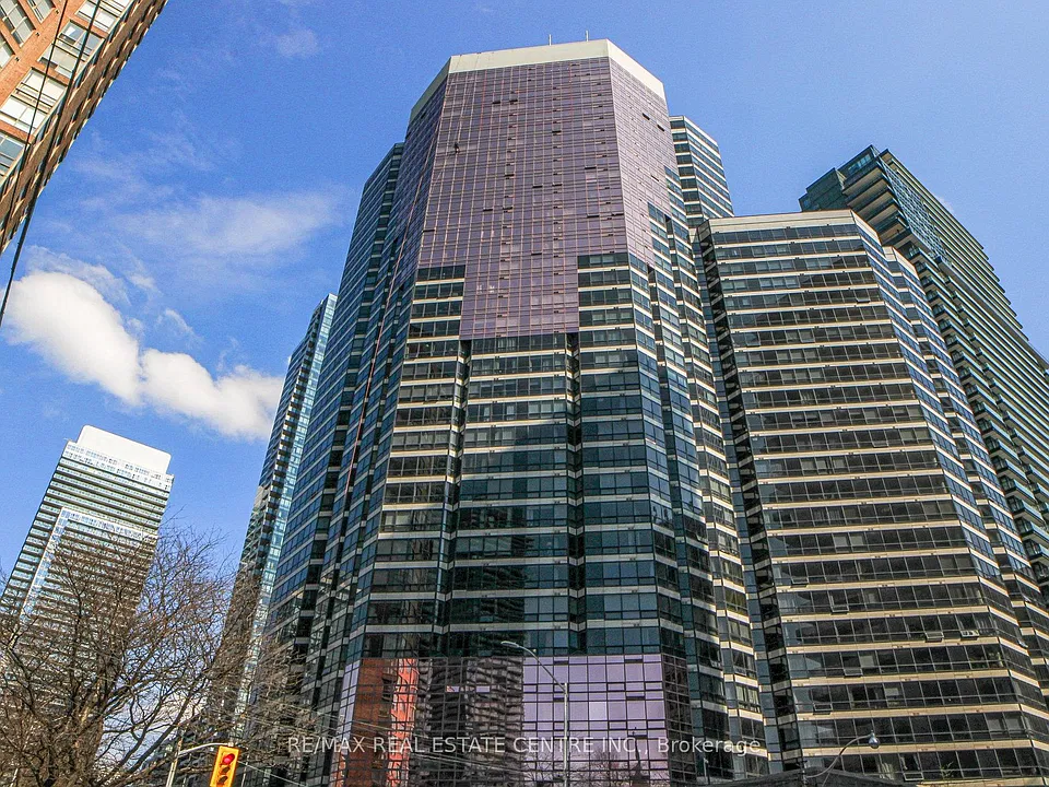 1001 Bay St #601