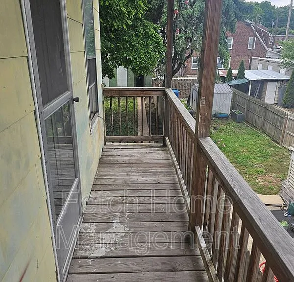 428 Smith St — Photo 15