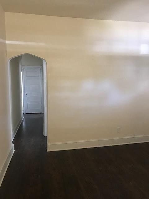 2nd image of 436 Hamilton Ave #1