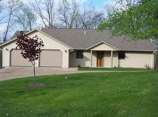 213 Woodland Rd, Montezuma, IA 50171