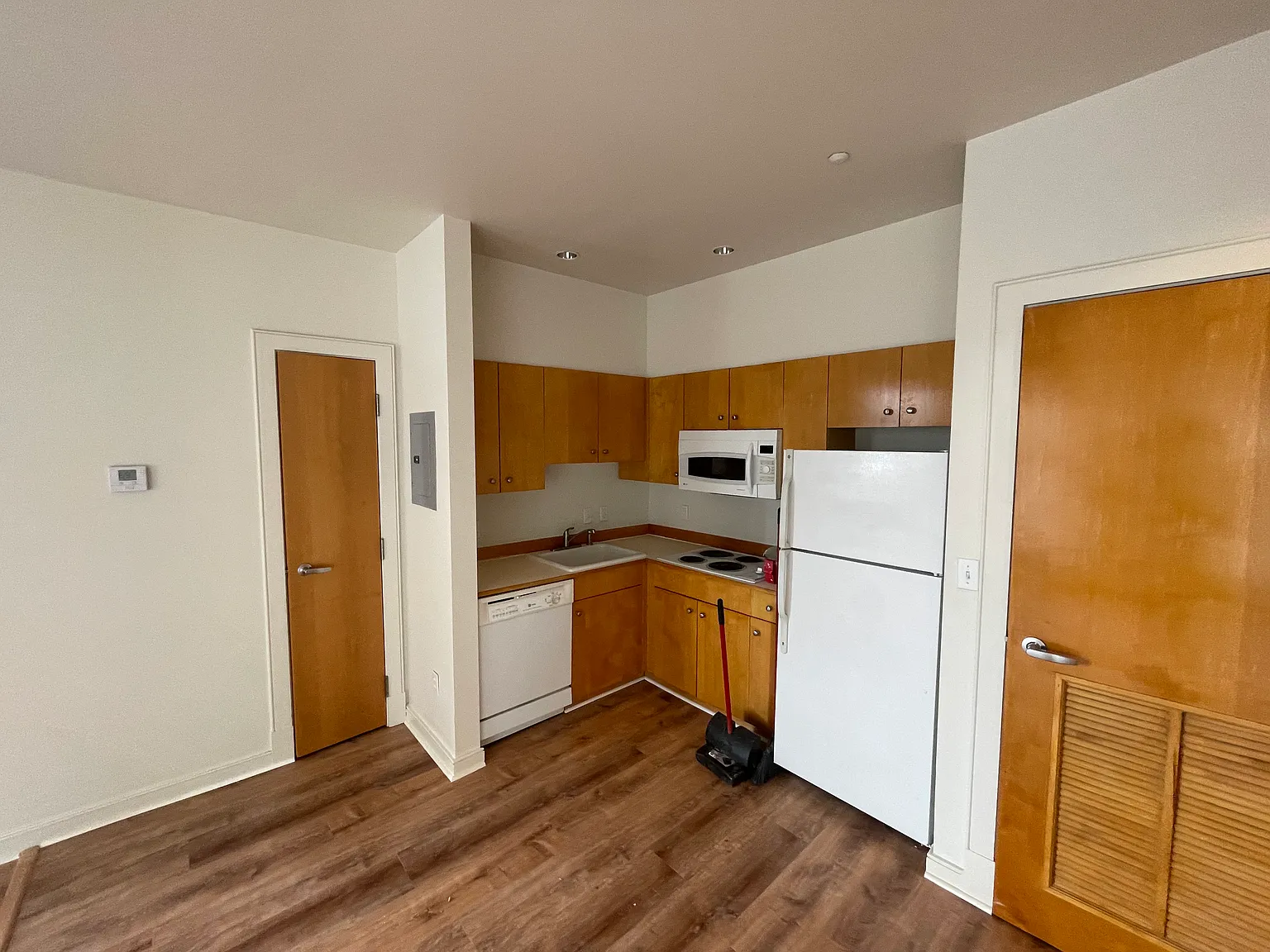 1 bed, 529 sqft, $2,595 — Photo 3
