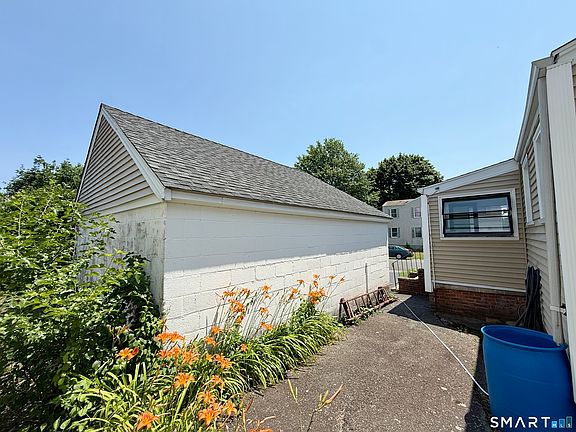 5th image of 46 Garden Drive