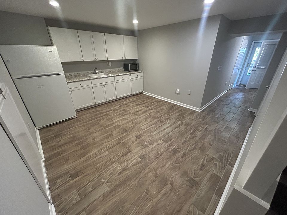 1st image of 32 Bickel Ct #2