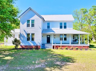 1418 Hebron Rd, Grove Hill, AL 36451