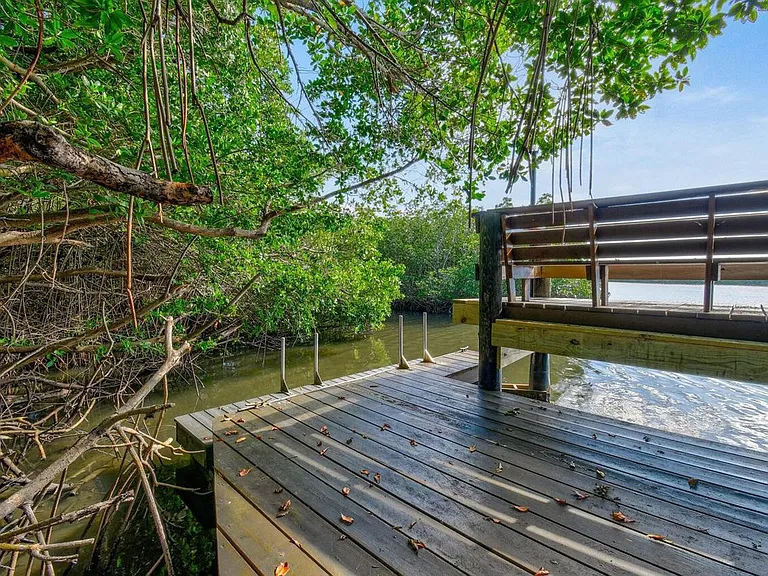 5047 N Hwy #A1A-404 — Photo 52